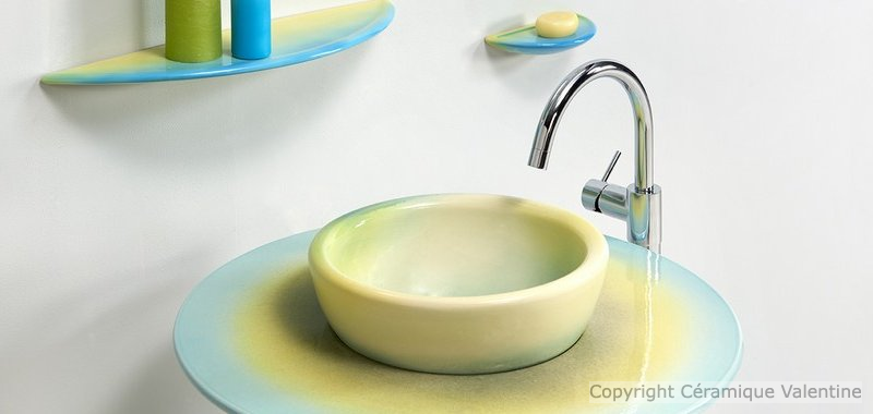 Collection Saturne : vasque, étagère, porte-savon